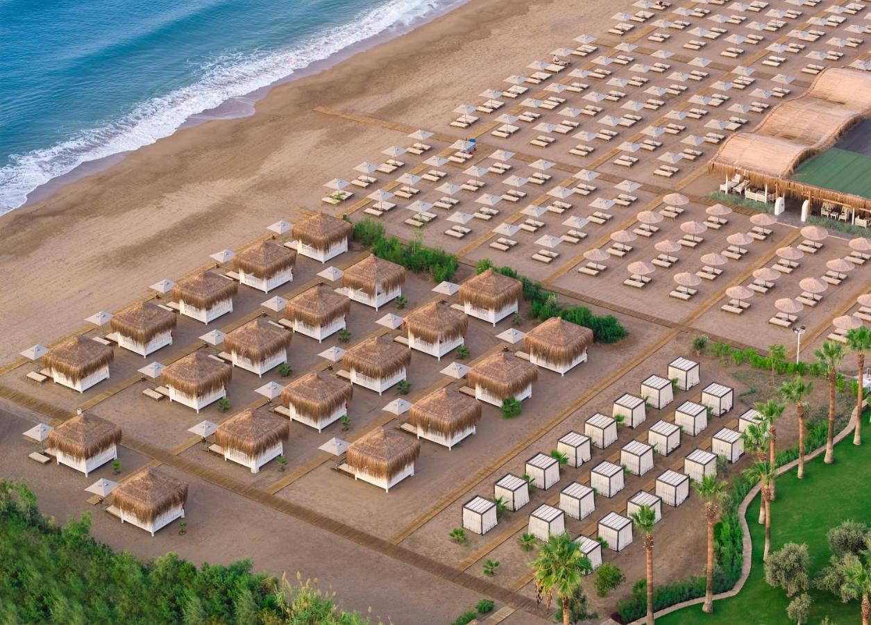 فندق Lara Barut Collection أنطاليا المظهر الخارجي الصورة Aerial view of the beach at the Rixos Premium Göcek