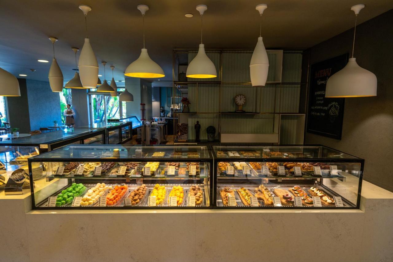 فندق Lara Barut Collection أنطاليا المظهر الخارجي الصورة The interior of a typical restaurant