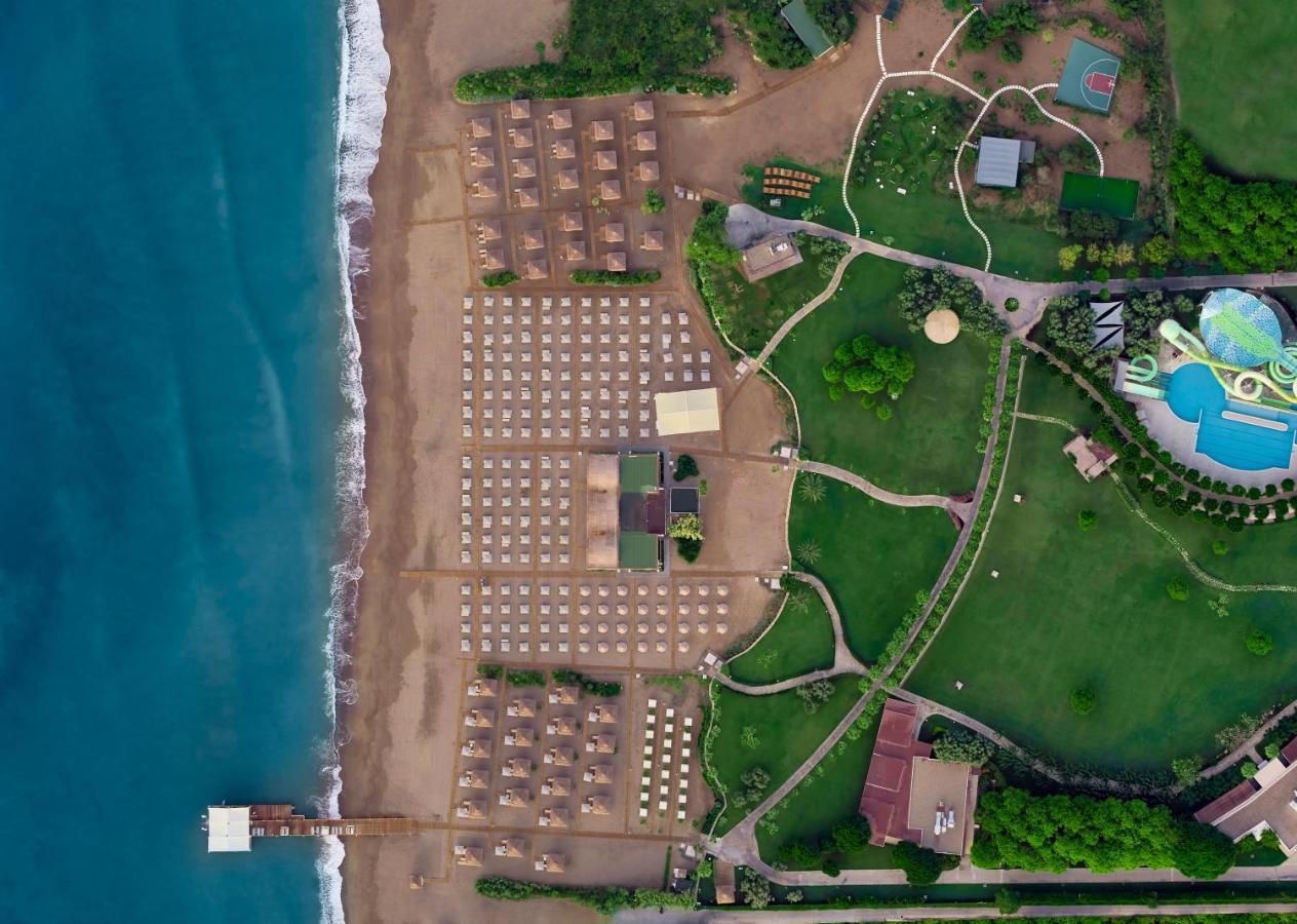 فندق Lara Barut Collection أنطاليا المظهر الخارجي الصورة Aerial view of the beach